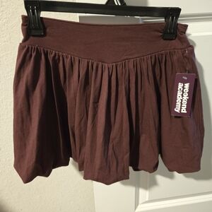 NWT Women's Weekend Academy Bubble Skirt. Size Large.